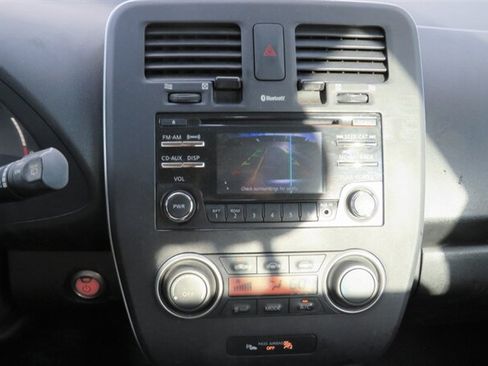 Used 2014 Nissan Leaf S w/ Charge Package FWD image 15