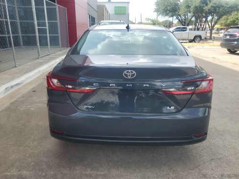 Used 2026 Toyota Camry LE w/ Convenience Package FWD image 5