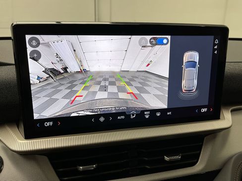 New 2026 Ford Explorer Active AWD/4WD image 6