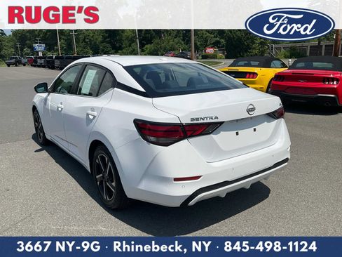 Used 2024 Nissan Sentra SV FWD image 6