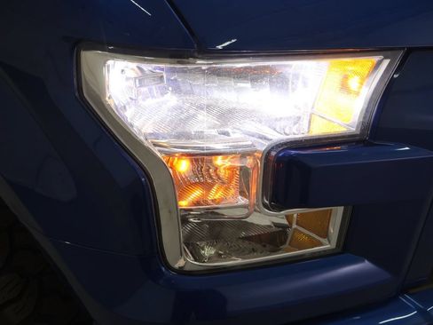 Used 2017 Ford F150 XL w/ Equipment Group 101A Mid AWD/4WD image 26