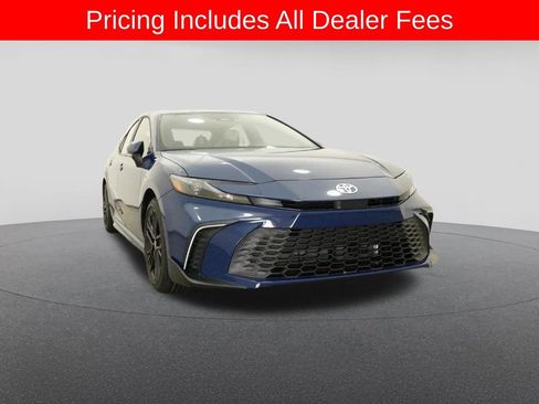 New 2026 Toyota Camry SE FWD image 30