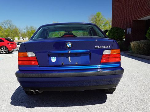 Used 1997 BMW 328i Sedan RWD image 7