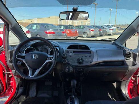 Used 2010 Honda Fit Sport image 19