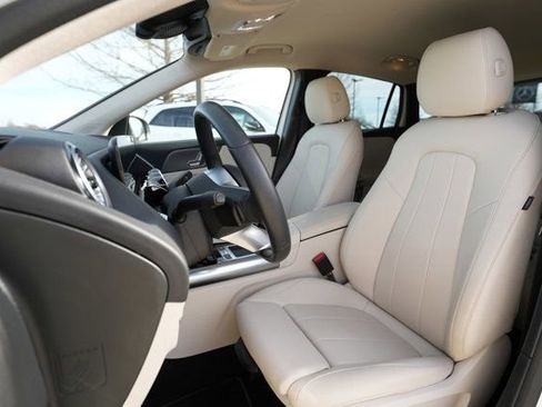 Certified 2025 Mercedes-Benz GLA 250 image 35