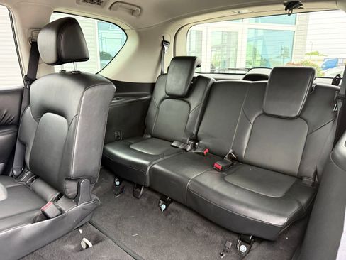 Used 2021 Nissan Armada SV AWD/4WD image 21