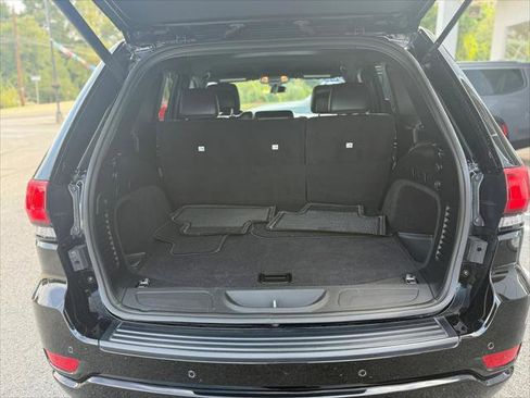 Certified 2021 Jeep Grand Cherokee Laredo X image 10