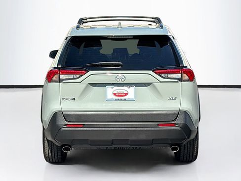 Certified 2021 Toyota RAV4 XLE Premium w/ Carpet Mat Package (TMS) FWD image 6