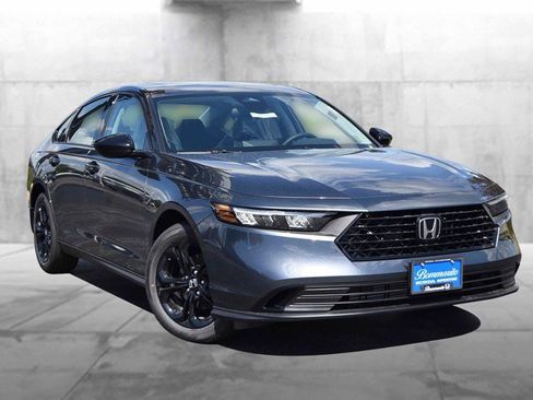 New 2025 Honda Accord SE image 2
