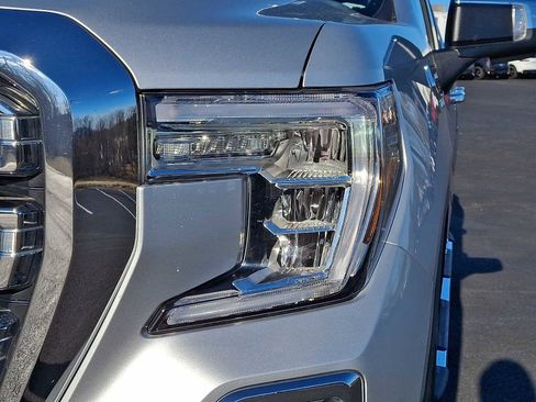 Used 2019 GMC Sierra 1500 SLT w/ SLT Premium Plus Package image 8