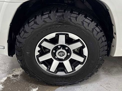 Certified 2022 Toyota 4Runner Limited image 10