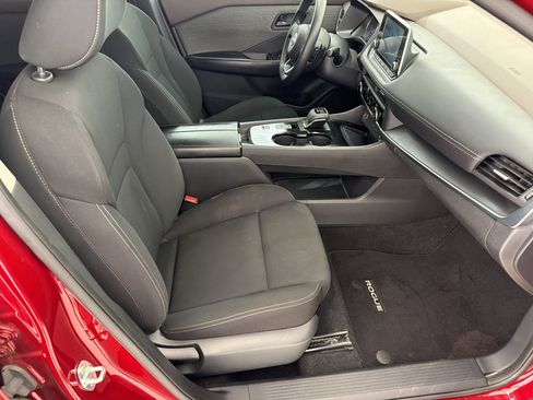 Used 2023 Nissan Rogue S FWD image 23