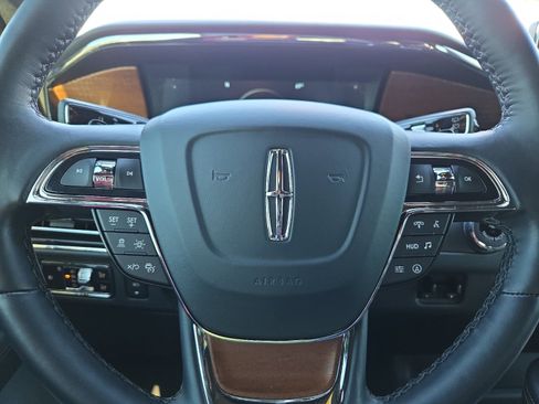 Used 2023 Lincoln Navigator Black Label image 24