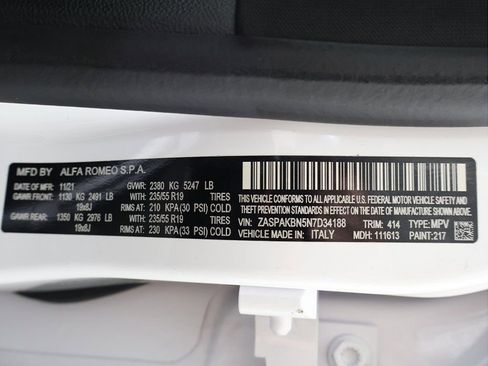 Used 2022 Alfa Romeo Stelvio Ti AWD/4WD image 56