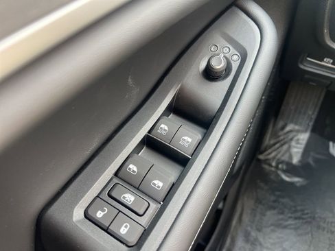 New 2026 Jeep Grand Cherokee L 4WD image 19