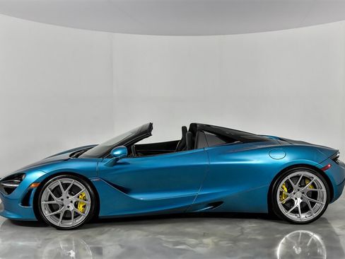 Used 2020 McLaren 720S Spider RWD image 7