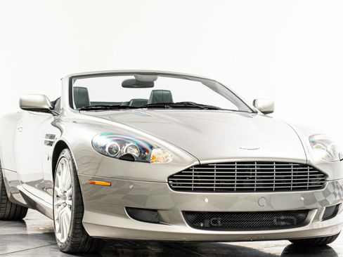 Used 2008 Aston Martin DB9 Volante RWD image 3
