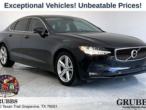 Used 2017 Volvo S90 T5 Momentum w/ Convenience Package FWD image 1