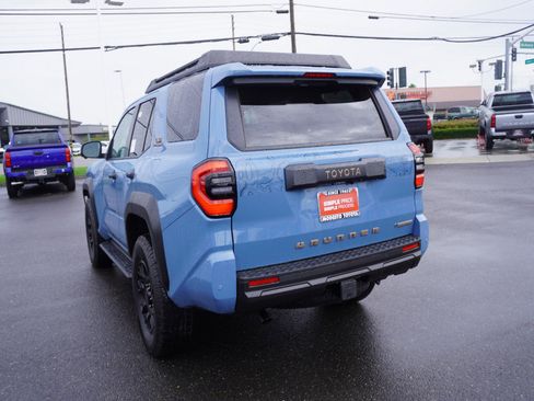 New 2025 Toyota 4Runner TRD Off-Road Premium image 11