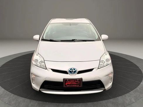 Used 2015 Toyota Prius One image 2