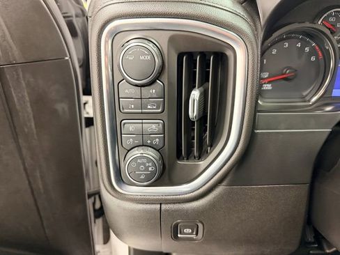 Certified 2020 Chevrolet Silverado 1500 LTZ w/ LTZ Premium Package image 19