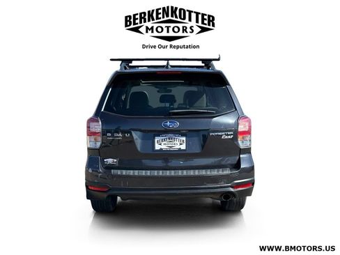 Used 2017 Subaru Forester 2.5i Premium w/ Popular Package #2A AWD/4WD image 4
