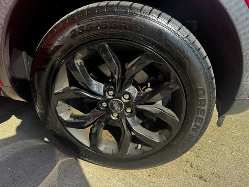 Used 2018 Land Rover Discovery Sport HSE AWD/4WD image 20