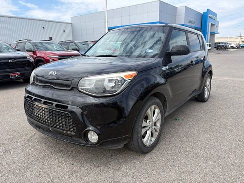 Used 2016 Kia Soul + FWD image 1