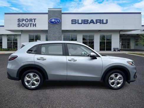 Used 2024 Honda HR-V LX image 2
