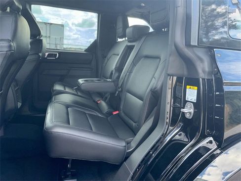 New 2025 Ford Bronco Outer Banks image 17