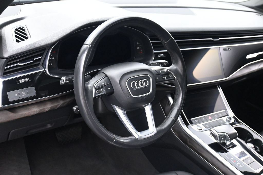 Used 2021 Audi Q7 3.0T Premium Plus w/ Premium Plus Package AWD/4WD image 24