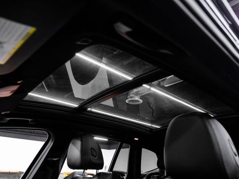 Used 2023 BMW X3 M40i image 5