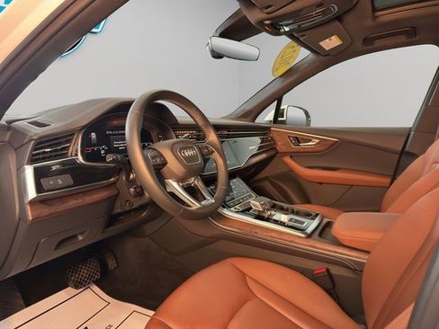 Used 2025 Audi Q7 Premium Plus image 10