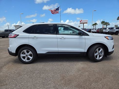 Used 2024 Ford Edge SE AWD/4WD image 9