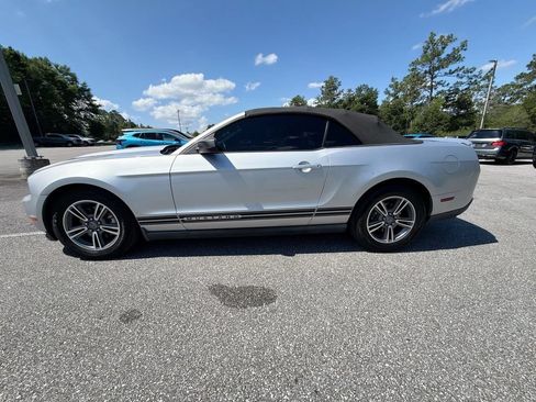 Used 2012 Ford Mustang Premium RWD image 6