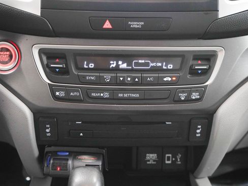 Used 2019 Honda Ridgeline RTL image 19