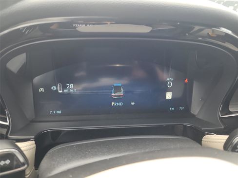 New 2026 Lincoln Corsair Premiere image 30