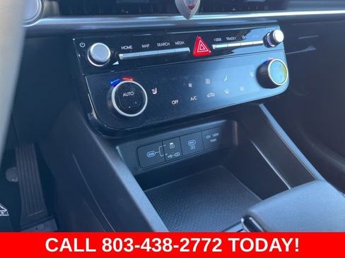 Used 2025 Hyundai Santa Cruz SEL FWD image 23
