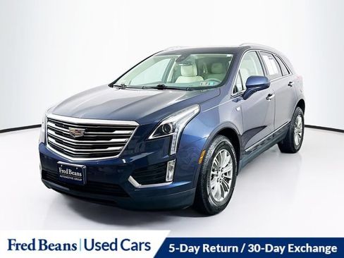 Used 2018 Cadillac XT5 Luxury w/ Driver Awareness Package AWD/4WD image 3
