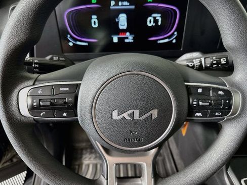 Certified 2023 Kia Sportage LX AWD/4WD image 11