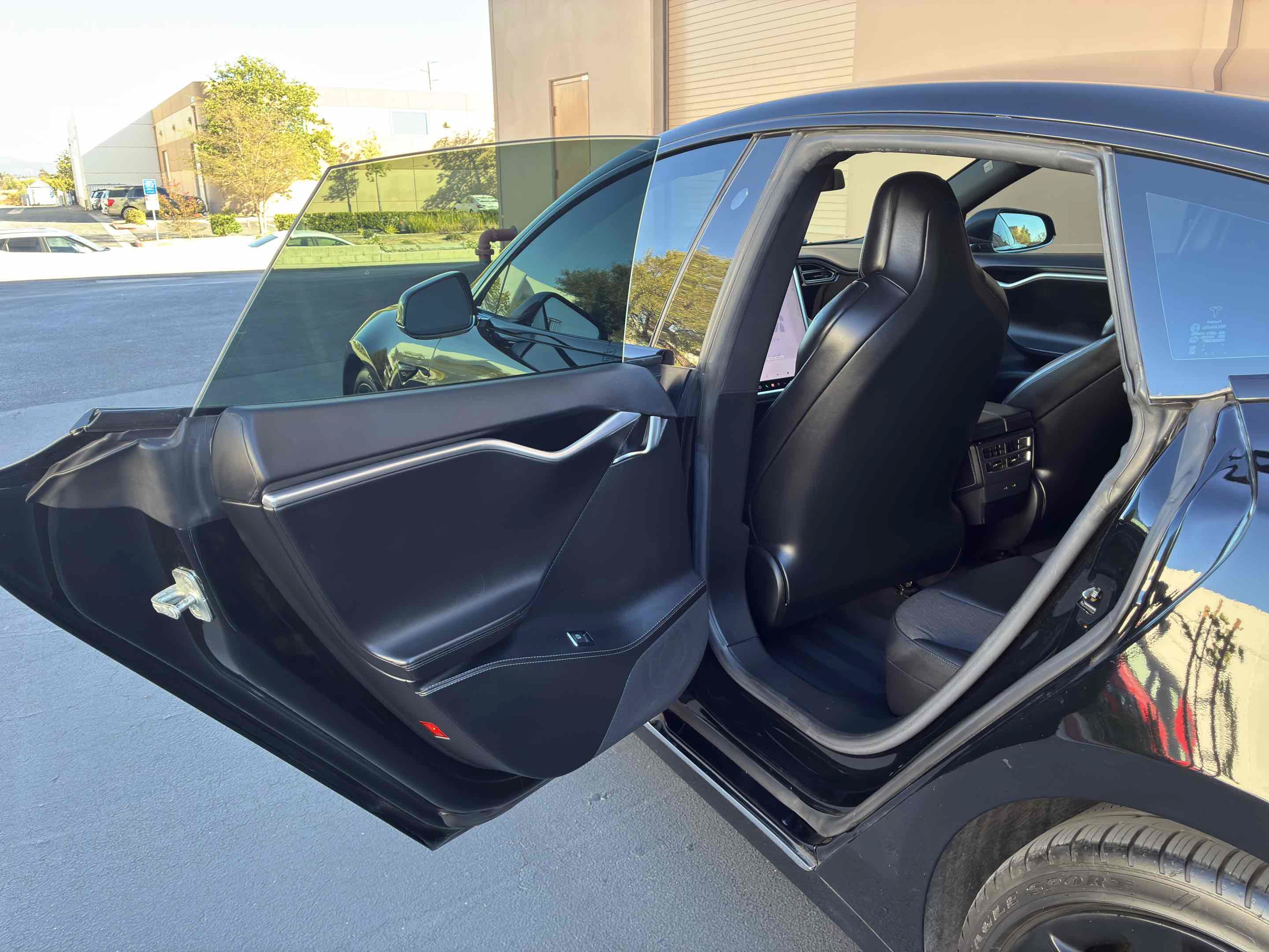 Used 2017 Tesla Model S 75 RWD image 47