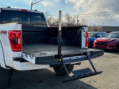 Used 2022 Ford F150 XLT w/ Equipment Group 302A High image 26