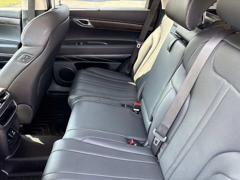 Used 2021 Genesis GV80 3.5T AWD/4WD image 18