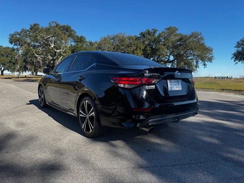 Used 2023 Nissan Sentra SR image 3