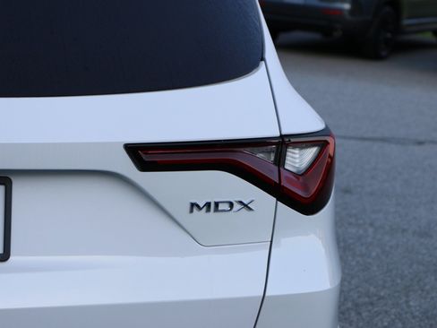 Used 2026 Acura MDX FWD w/ Technology Package image 7