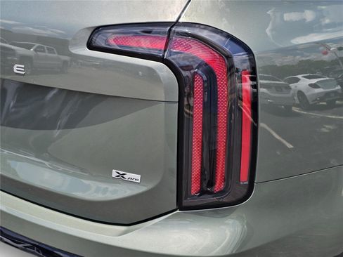 Used 2024 Kia Telluride SX Prestige X-Pro AWD/4WD image 9