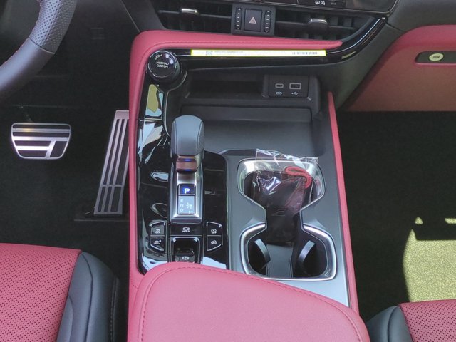 New 2026 Lexus NX 350 F Sport AWD/4WD image 18