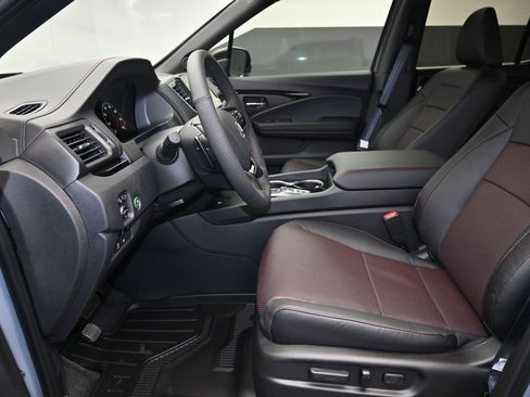 Used 2026 Honda Ridgeline Black Edition image 15