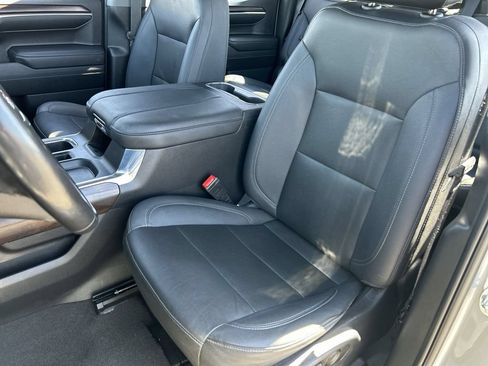 Used 2023 GMC Sierra 1500 SLT w/ SLT Convenience Package RWD image 19