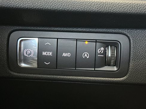 New 2026 Chevrolet Traverse Z71 w/ Enhanced Driving Package AWD/4WD image 31